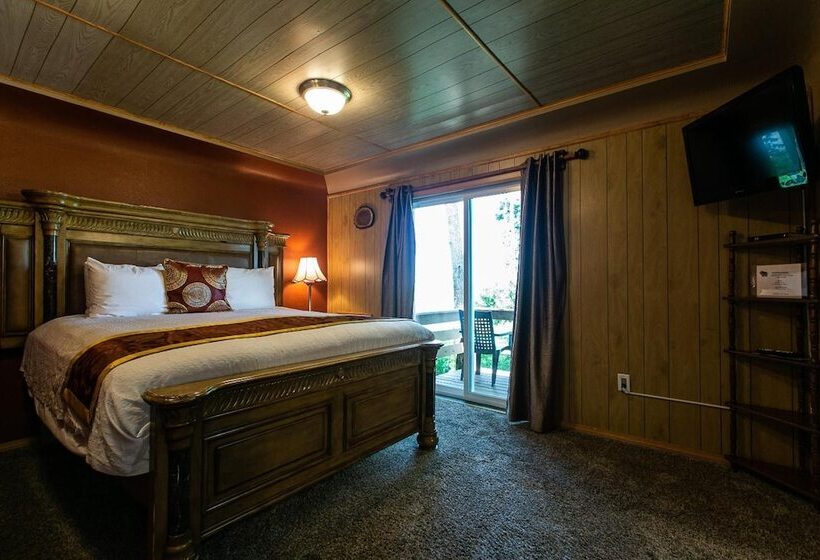 فندق The Wisconsin Wood Inn