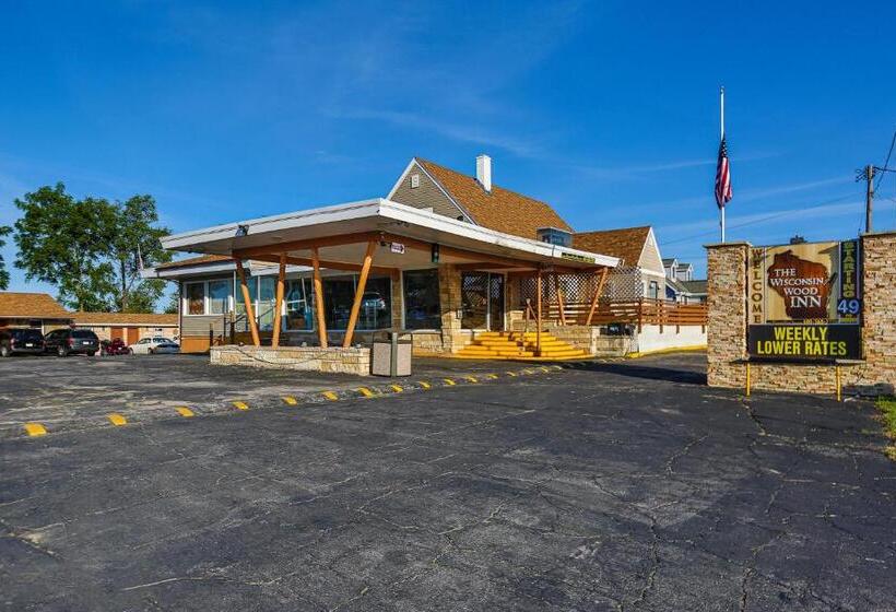 فندق The Wisconsin Wood Inn