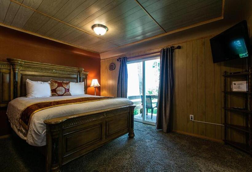 فندق The Wisconsin Wood Inn