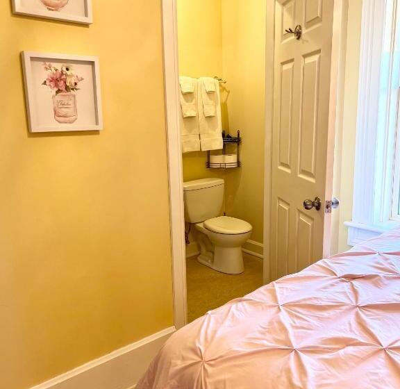 فندق The Woodbridge House