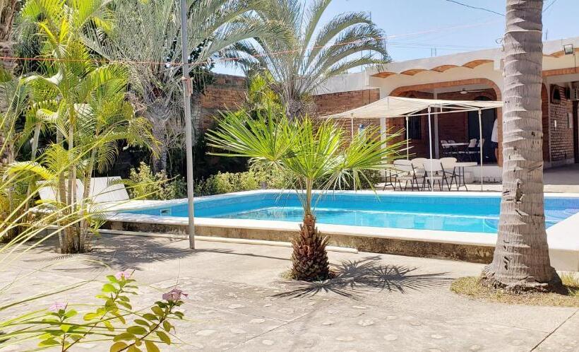 فندق Villas Del Monteón