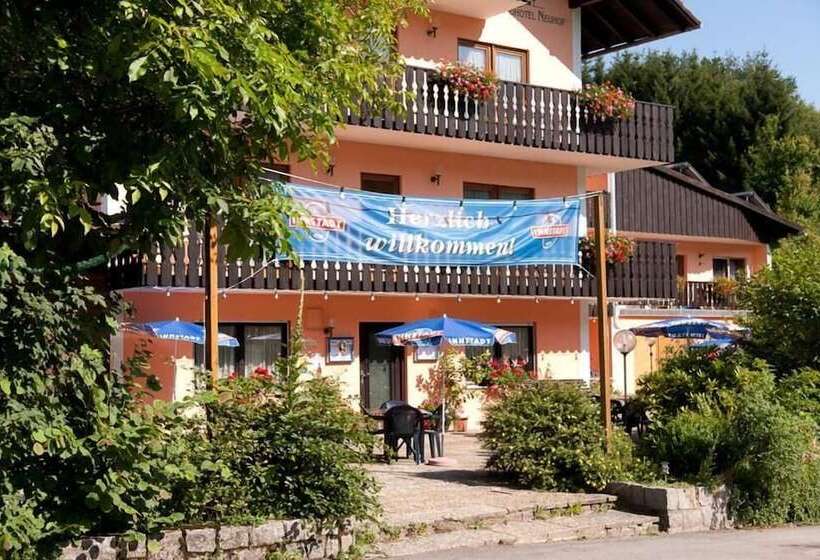 Landhotel Neuhof