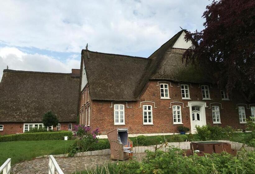 Landsitzhotel Und Seminarium Peterhof