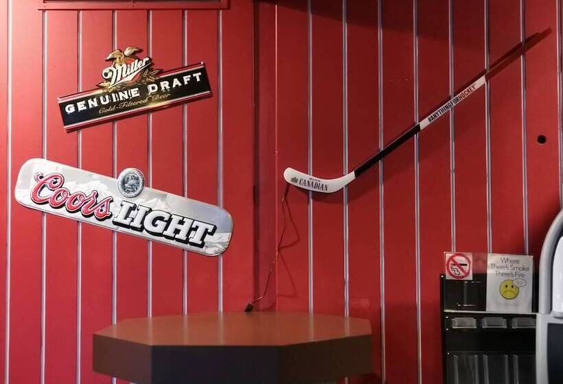 Мотель Manitou Motor Inn