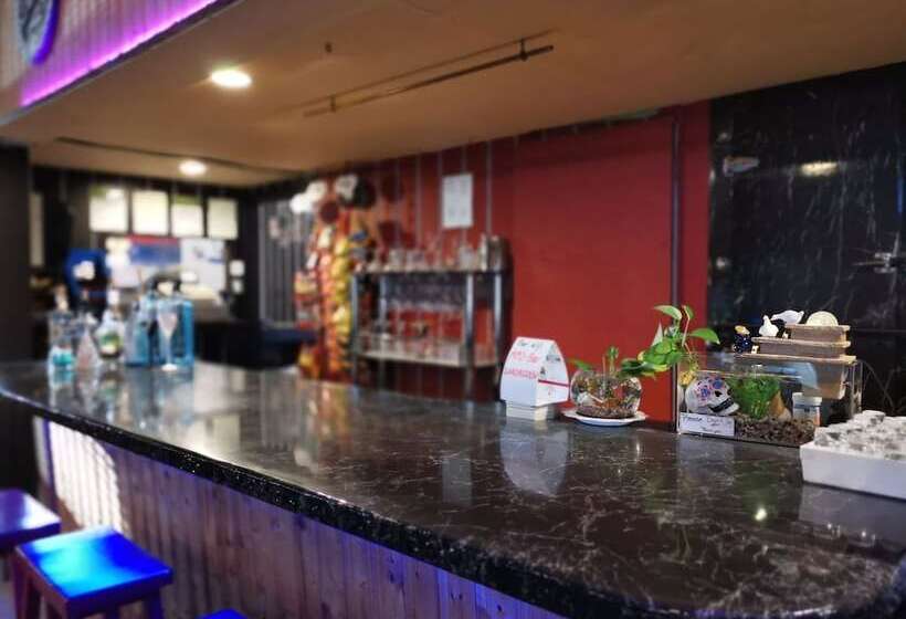 Мотель Manitou Motor Inn