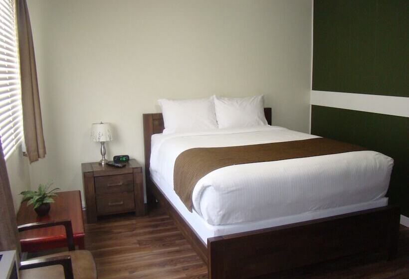 فندق على الطريق Paddock Inn