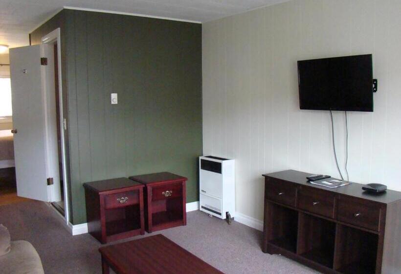 فندق على الطريق Paddock Inn