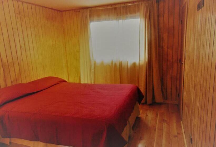 פנסיון Cafe & Hostal Acurruka