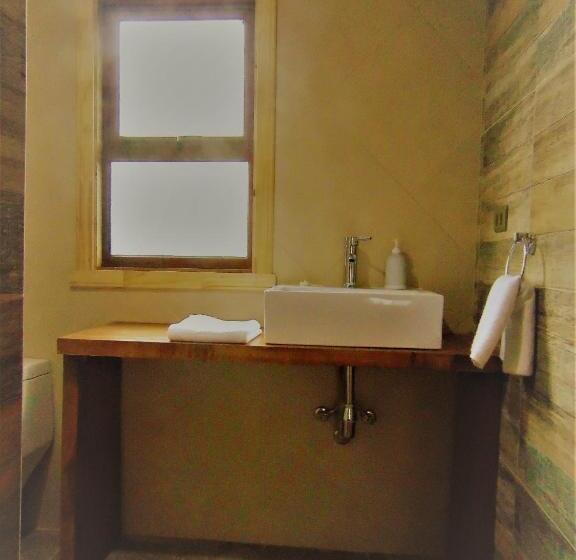 פנסיון Cafe & Hostal Acurruka