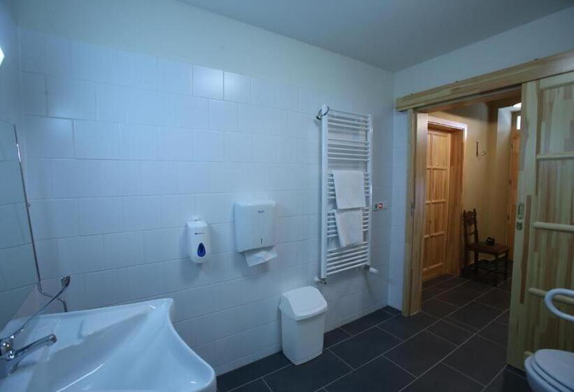 Пансион Csodarabbik útja Fogadó