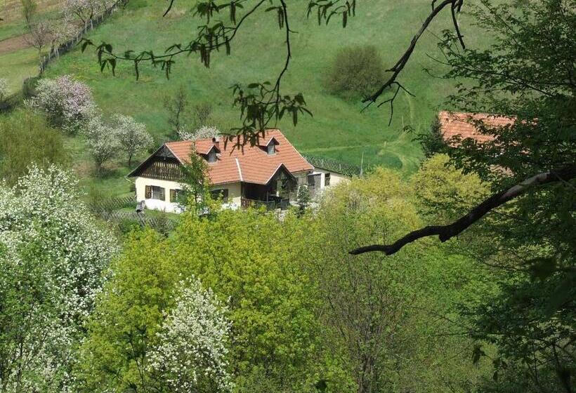 펜션 Erdész Vendégház