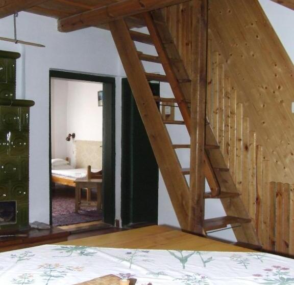 펜션 Erdész Vendégház