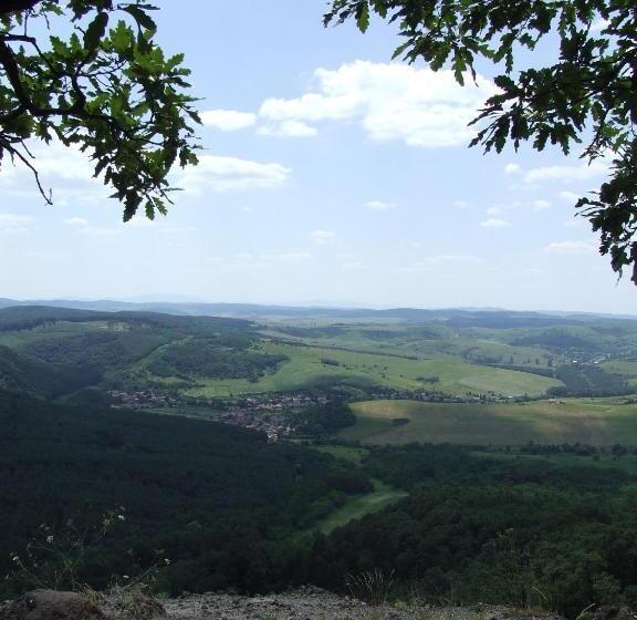 펜션 Erdész Vendégház