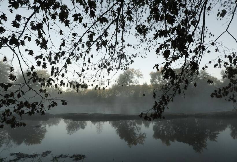 膳宿费 French Corréze Moulin Bleu