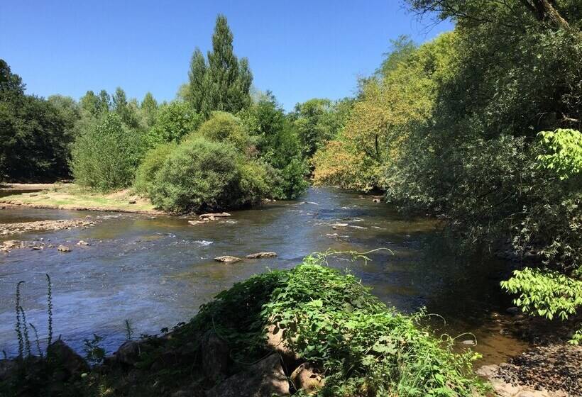 膳宿费 French Corréze Moulin Bleu