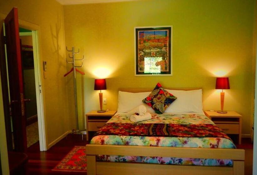 פנסיון Grey Gum Lodge