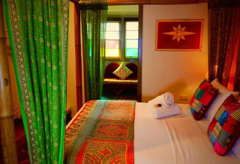 פנסיון Grey Gum Lodge