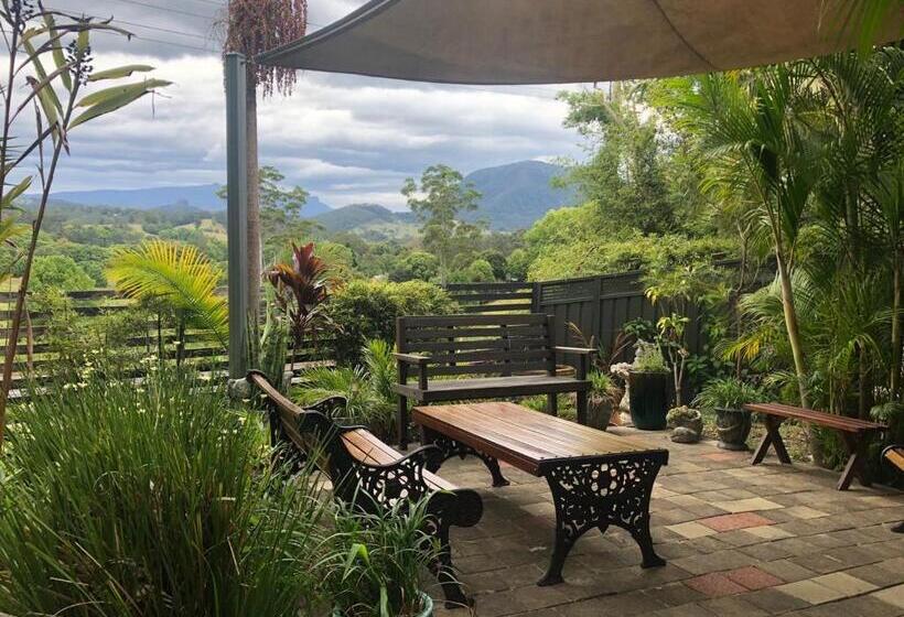 פנסיון Grey Gum Lodge