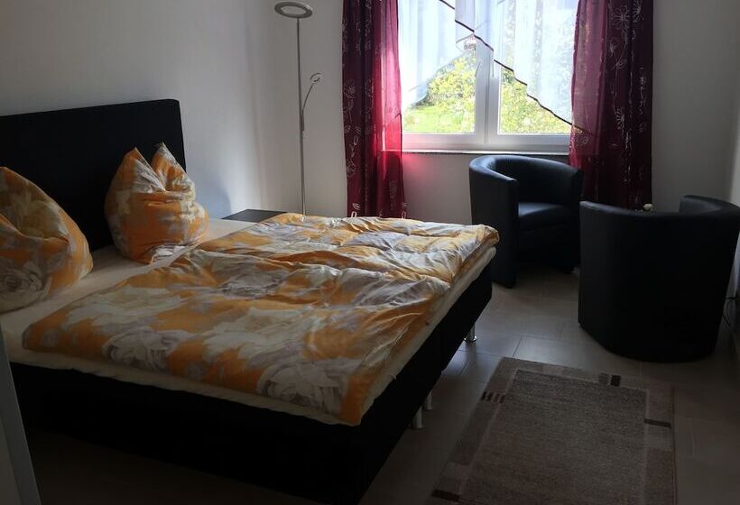 ペンション Gästezimmer Lindhardt