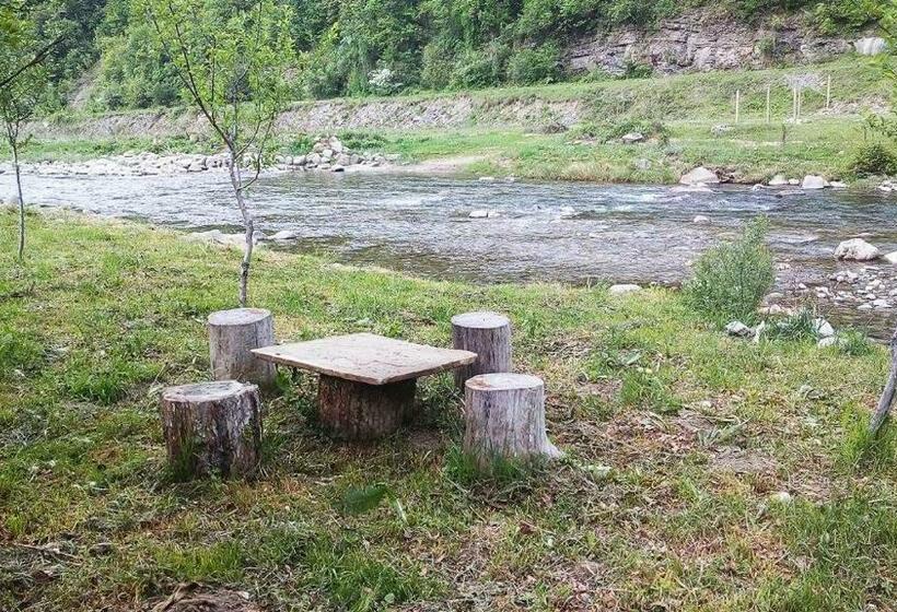 פנסיון Guest House Ivan