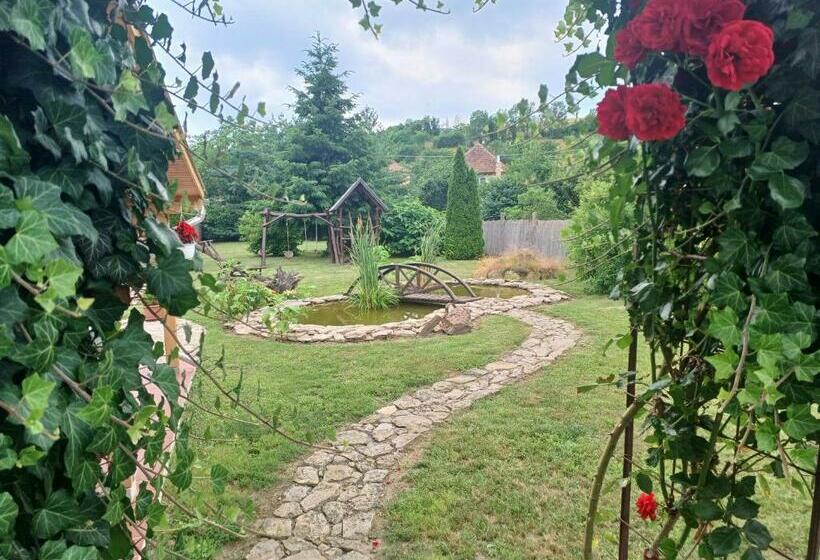 פנסיון Kazsimér Vendégház