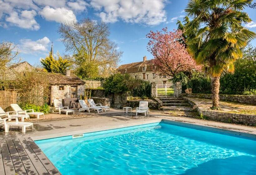 ペンション La Fauconnerie Du Roy