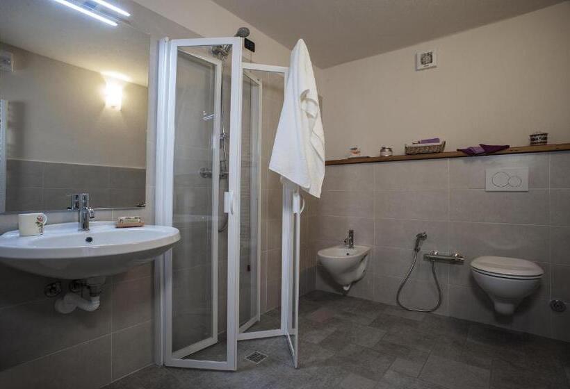 פנסיון La Pietra Felice