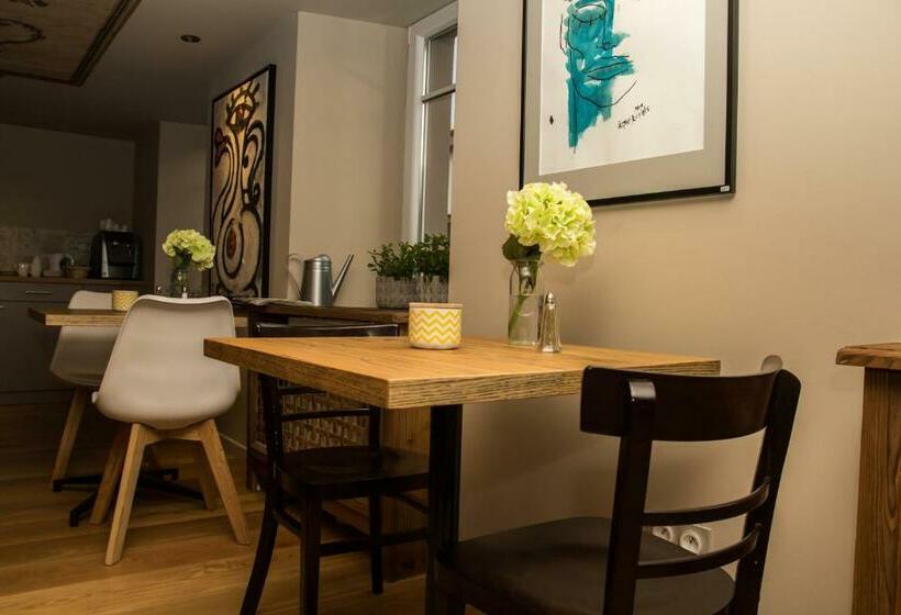 פנסיון Les Chambres De Louise