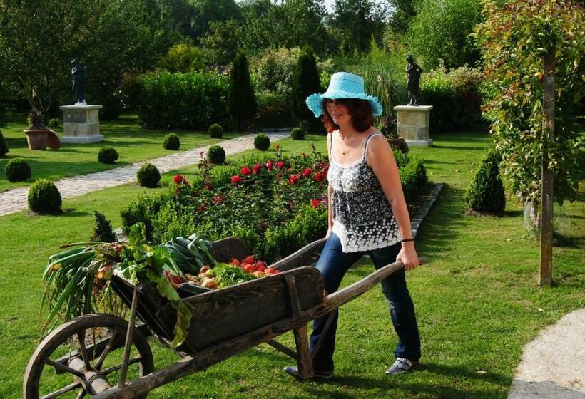 פנסיון Les Insolites Du Grand Logis