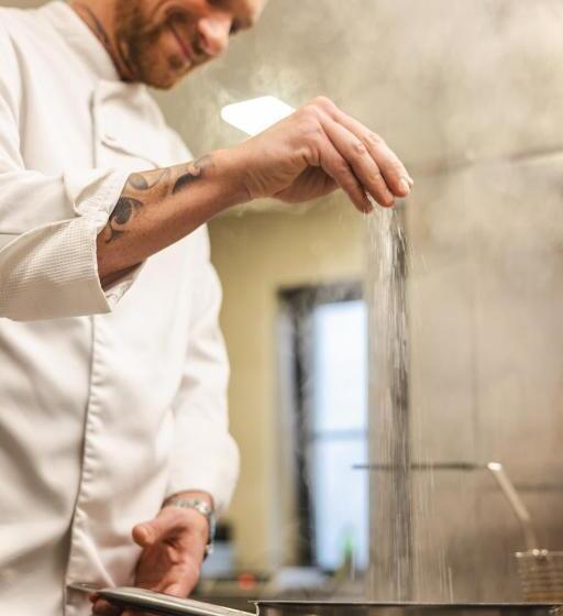 פנסיון Leveleki Vendégház   Egeres Tanya