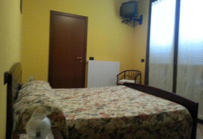 פנסיון Lo Zodiaco