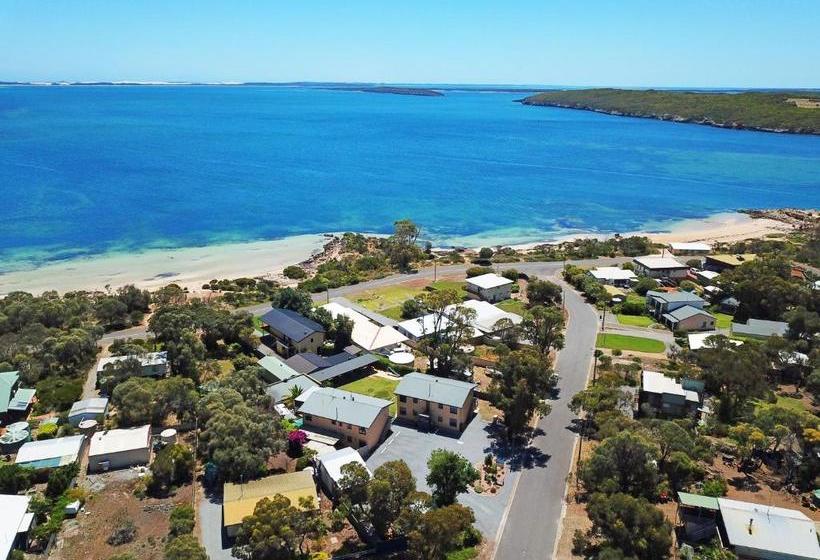 פנסיון Longbeach Apartments