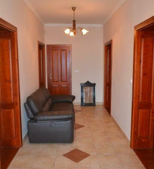 פנסיון Módos Falusi Szálláshely