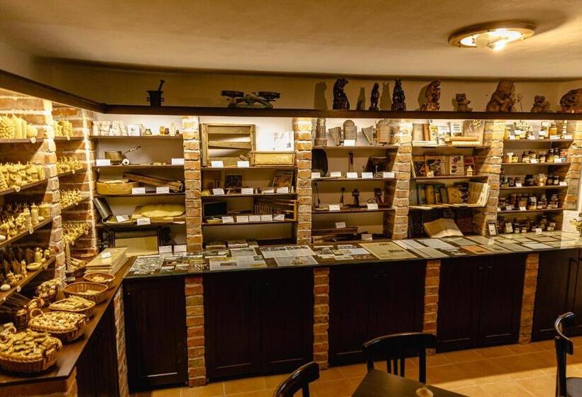 بنسيون Mézes Vendégház és Apiterápiás Központ