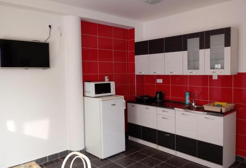 بنسيون Napsugár Vendégház