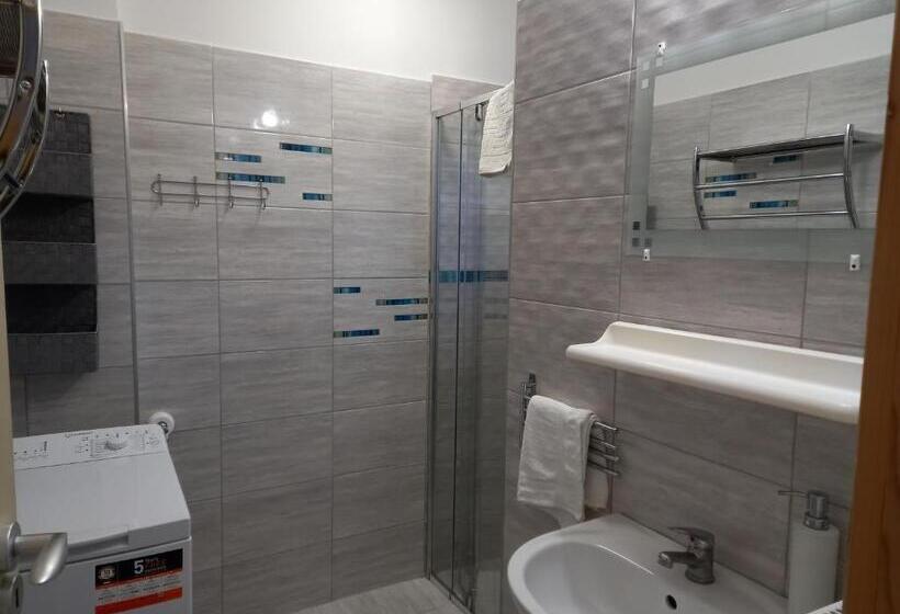 بنسيون Napsugár Vendégház