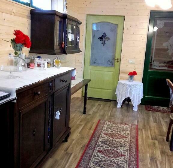 بنسيون Sasfészek Vendégház