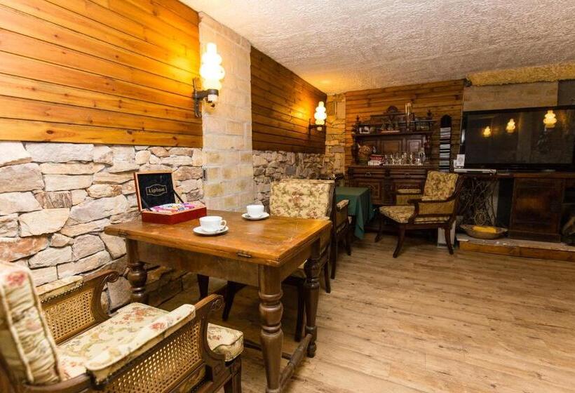 膳宿费 Vándor Fogadó