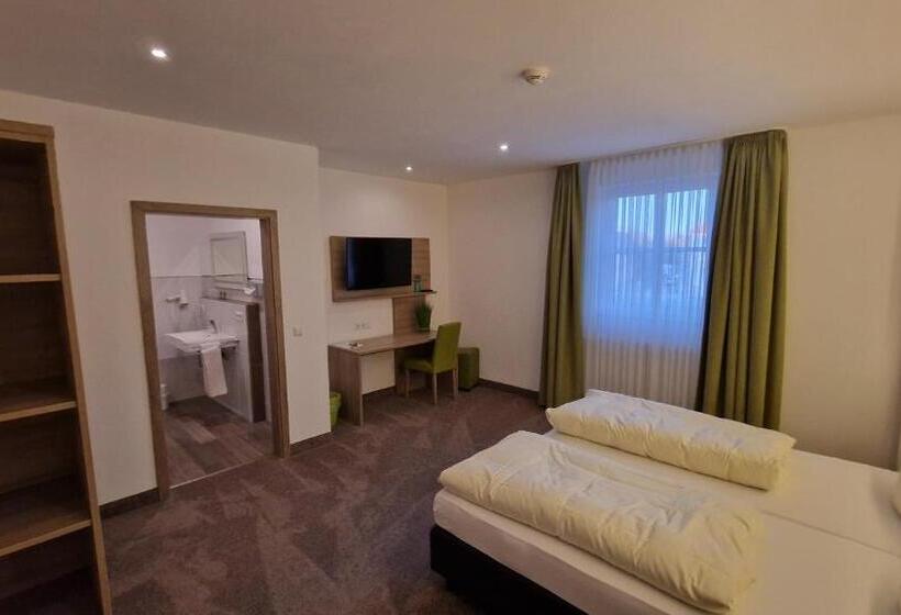 Schwarzer Adler   Hotel Garni