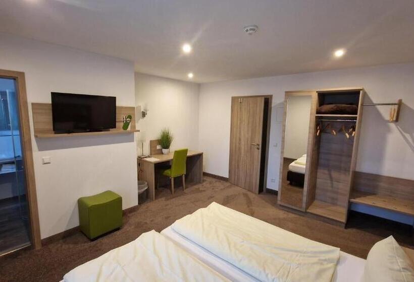 Schwarzer Adler   Hotel Garni