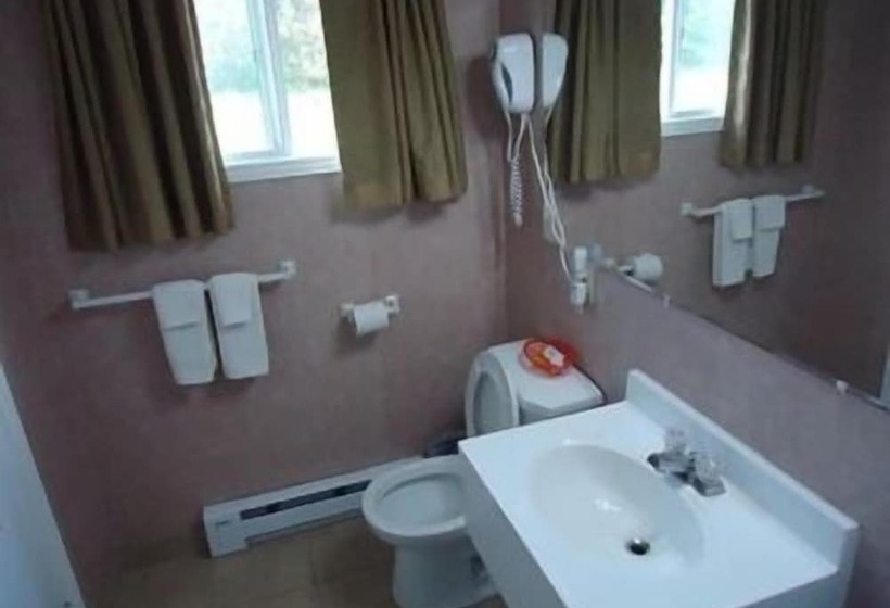 The Village Inn Motel