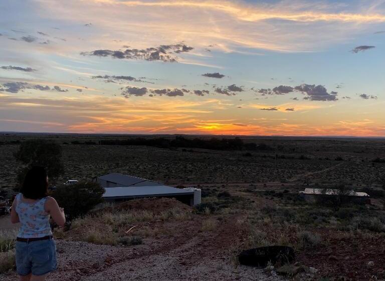 White Cliffs Underground Motel
