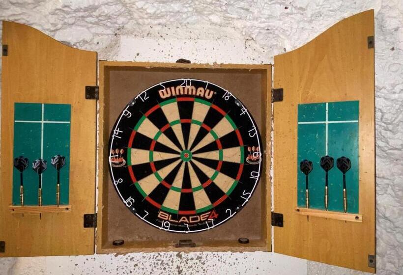 White Cliffs Underground Motel