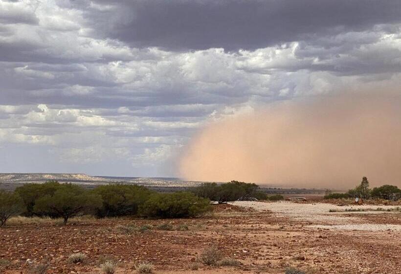White Cliffs Underground Motel