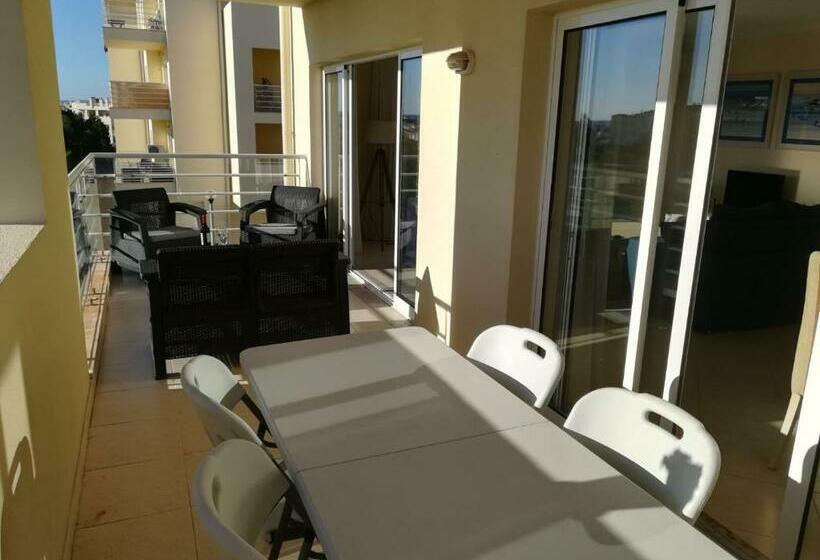 Apartamentos Villa Marachique