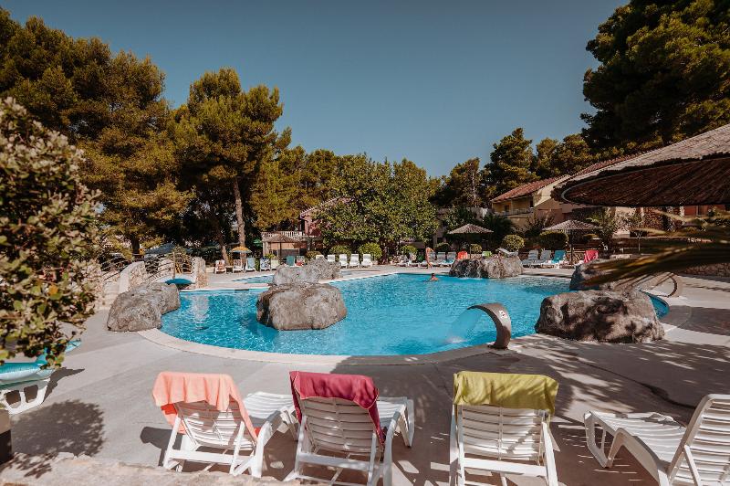 فندق Matilde Beach Resort