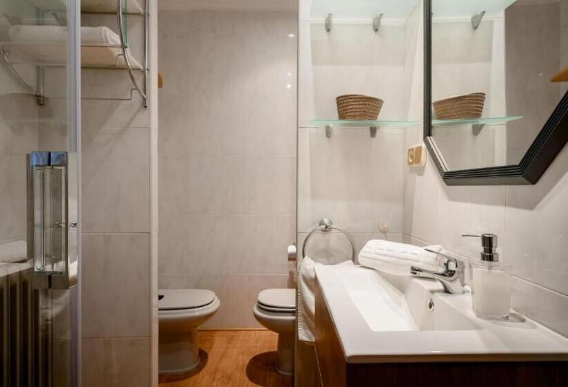 Casablanca Hotel Studios