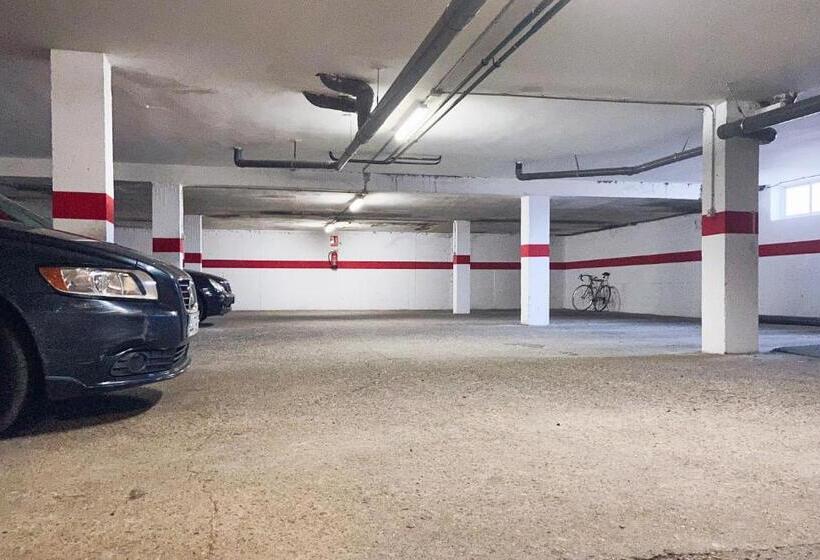 Casablanca Hotel Studios