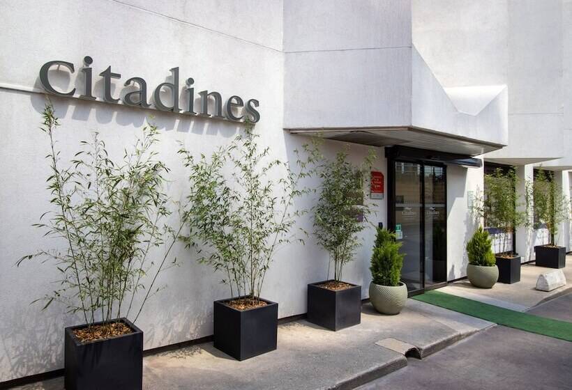 Citadines La Defense Paris