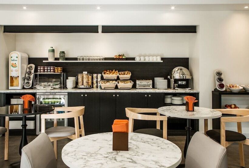 Citadines La Defense Paris